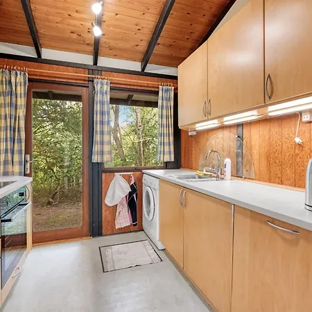 Aatos - 150m From The Sea By Interhome